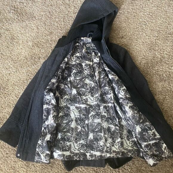 Guess Gray Wool Blend Toggle Closure Pea Coat. Size Small. - Picture 8 of 12